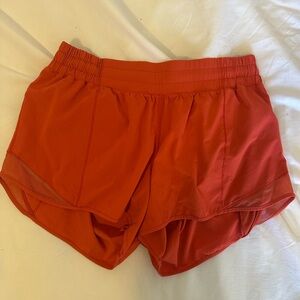 Lululemon Hotty Hot Size 10 4 In Inseam Shorts